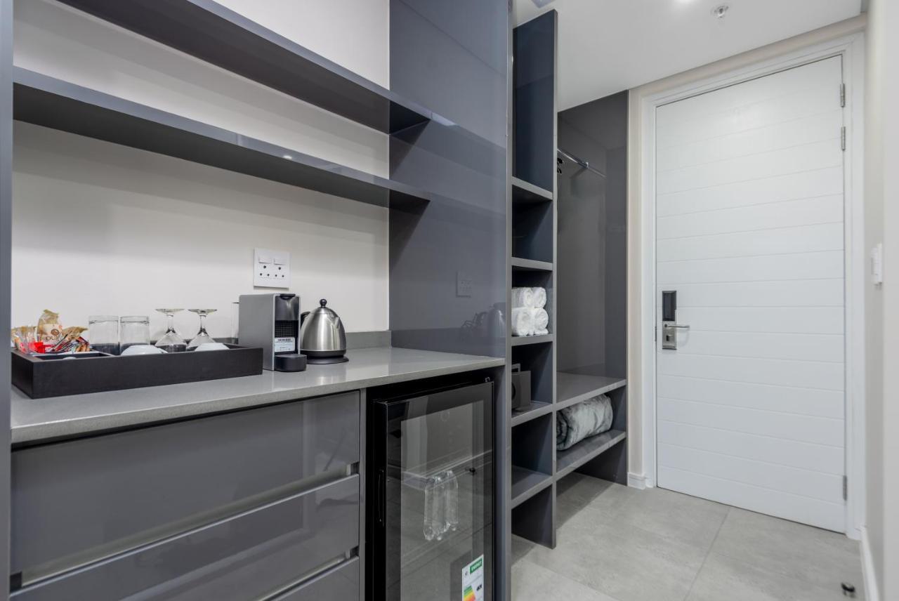 Reserved Suites Illovo Johannesburg Exterior foto