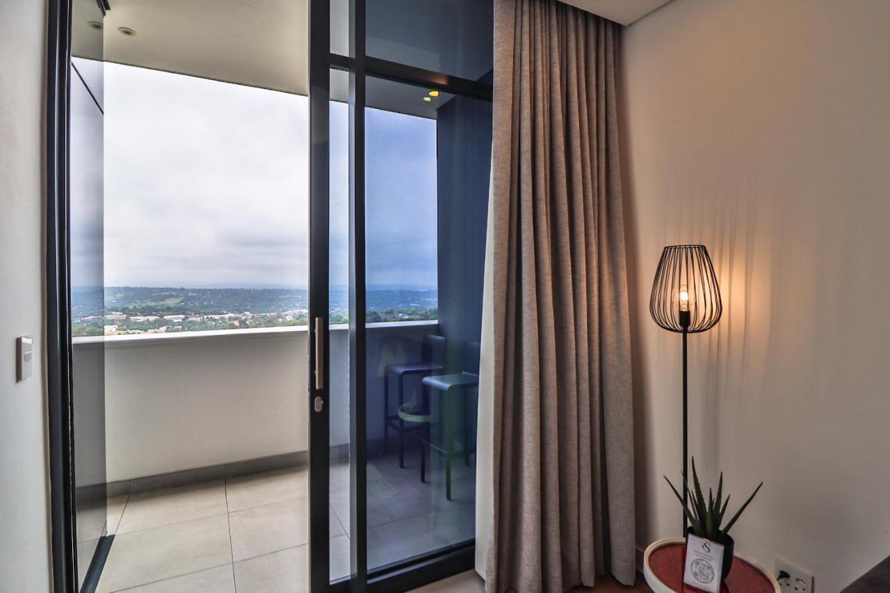 Reserved Suites Illovo Johannesburg Exterior foto